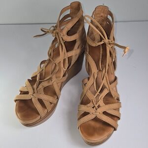 Gentle Souls‎ by Kenneth Cole Tan Leather Gladiator Wedge Sandals Women's 8.5M